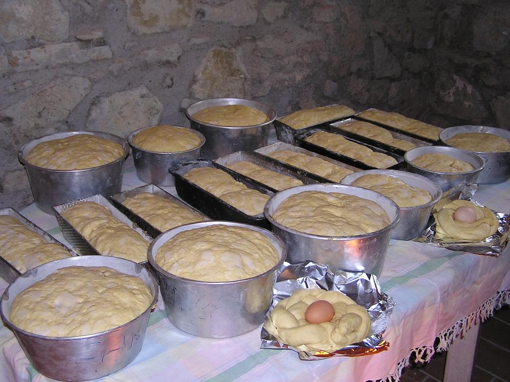 The Torta di Pasqua  after the rise.