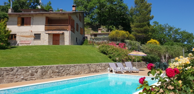 The villa and the pool