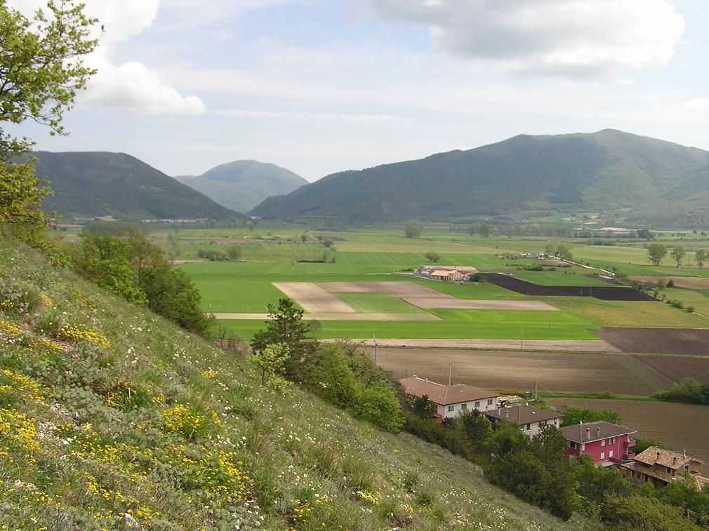 Panoramic view on Colfiorito Valley from Monte Orve -  Photo by Roberta Milleri